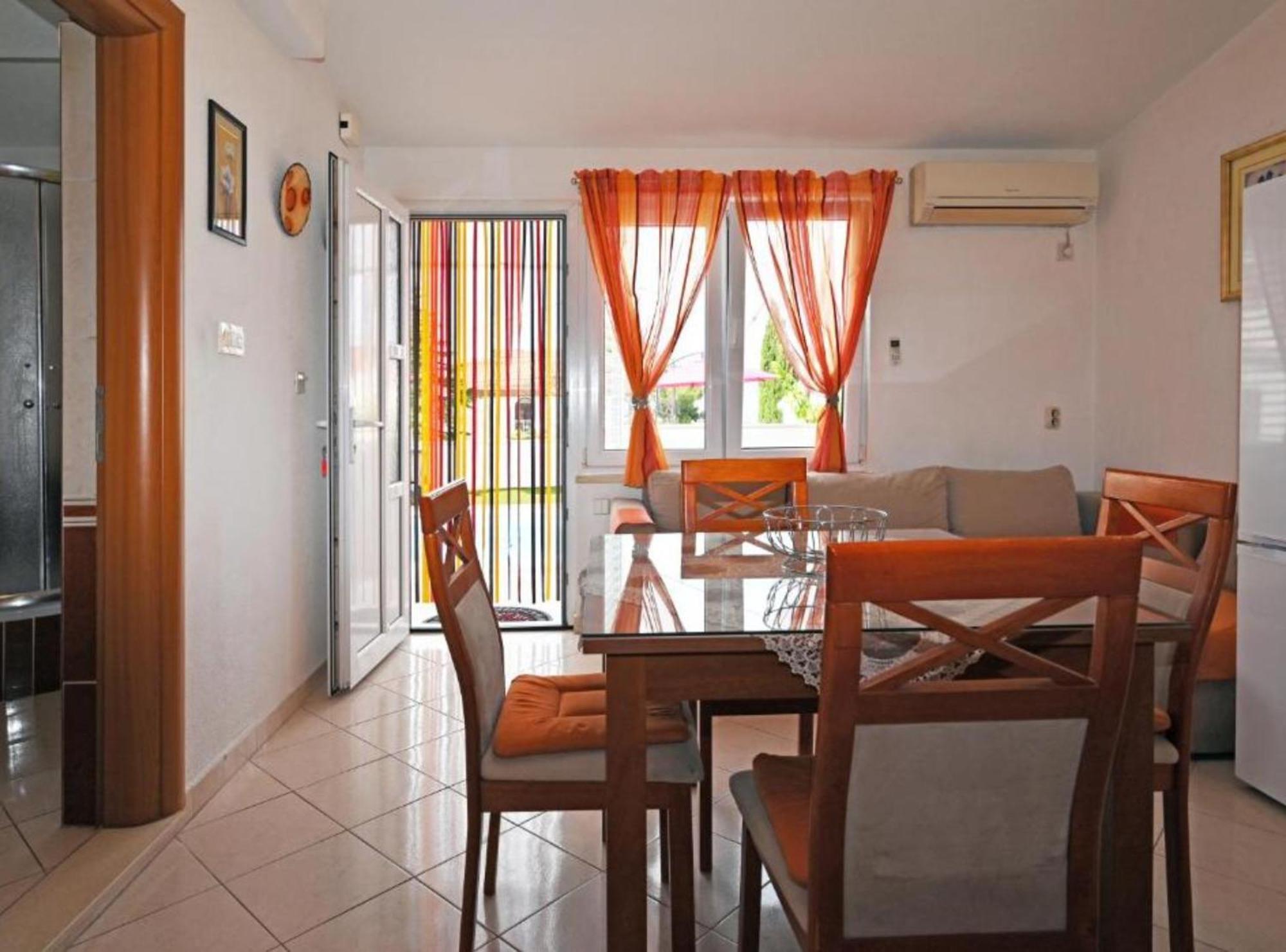 Apartments Mihovilovic - 50 M From Beach Slatine Luaran gambar