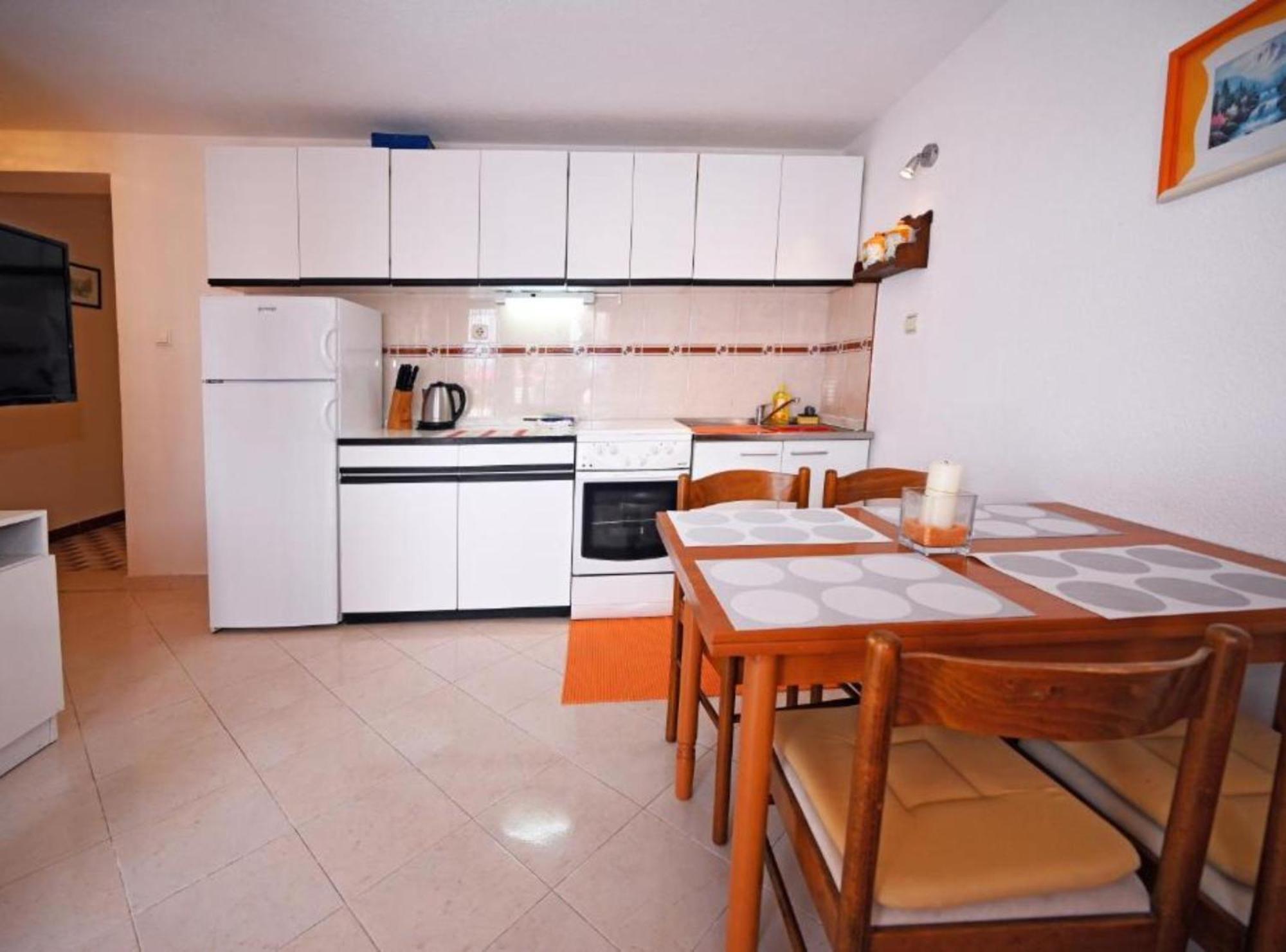 Apartments Mihovilovic - 50 M From Beach Slatine Luaran gambar
