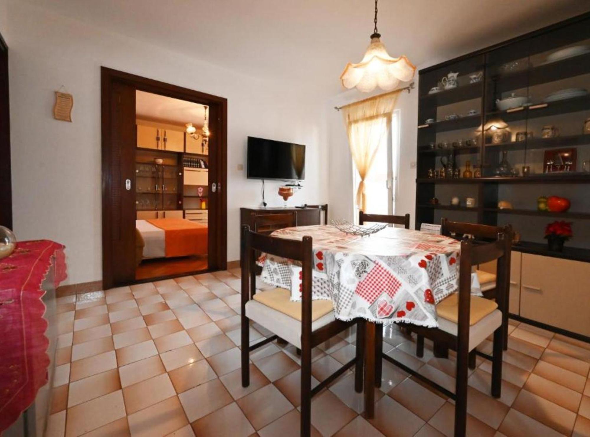 Apartments Mihovilovic - 50 M From Beach Slatine Luaran gambar