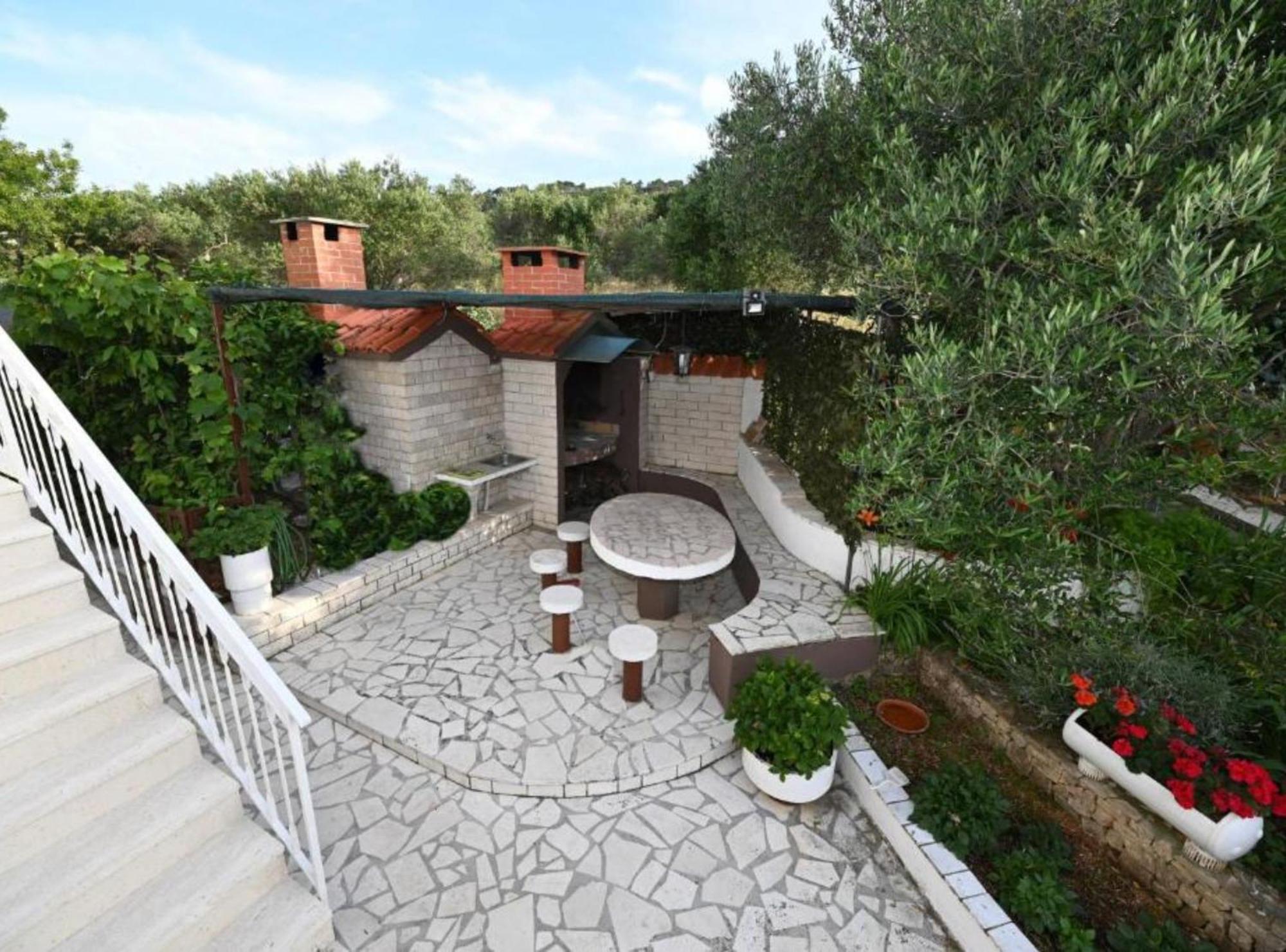 Apartments Mihovilovic - 50 M From Beach Slatine Luaran gambar