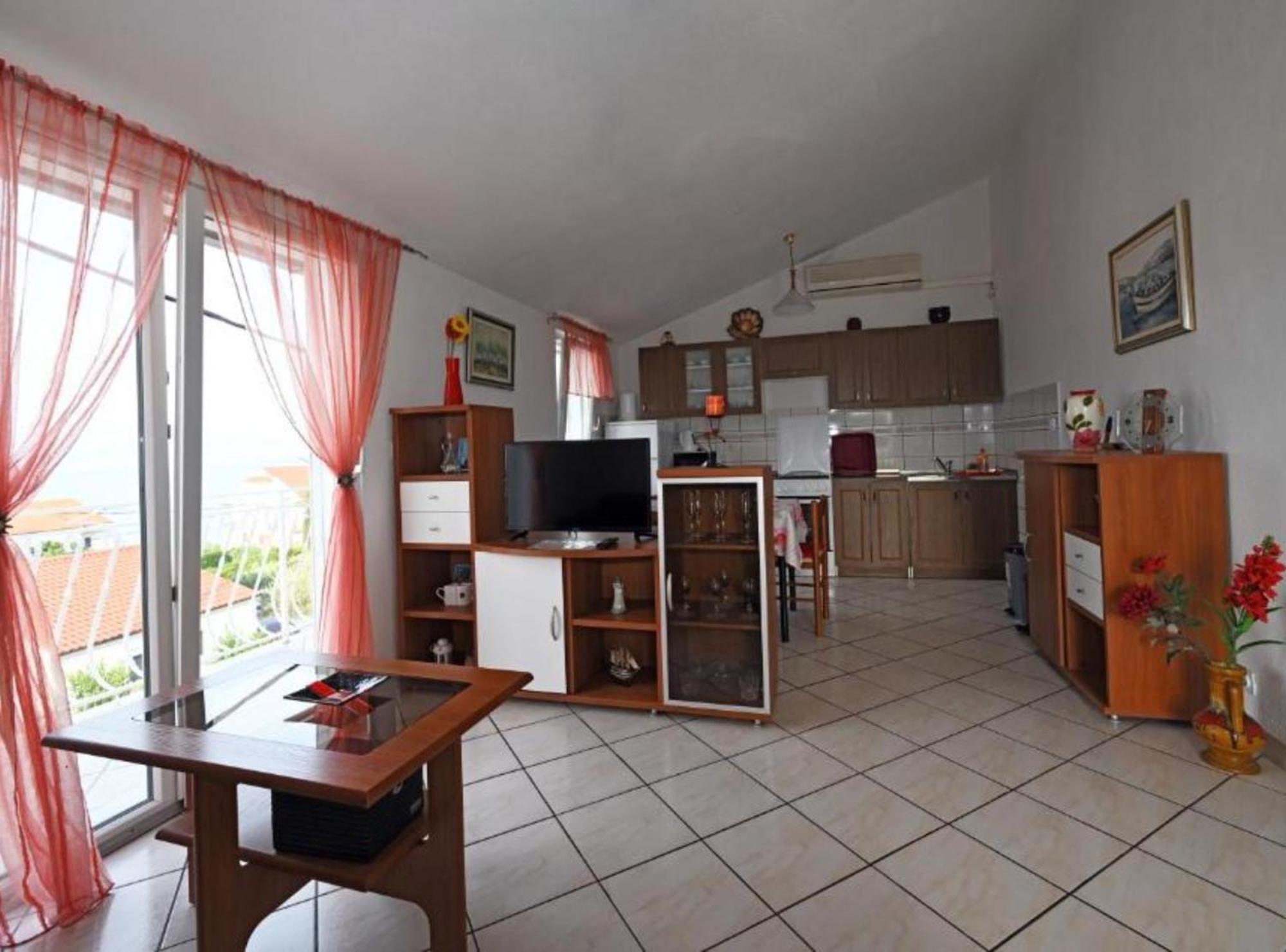 Apartments Mihovilovic - 50 M From Beach Slatine Bilik gambar